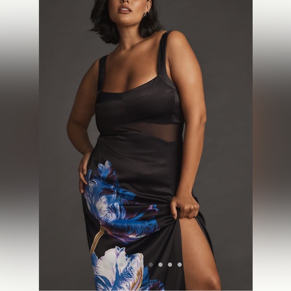 Anthropologie Black Dress with Flower Motif Size 24 - Picture 2 of 6